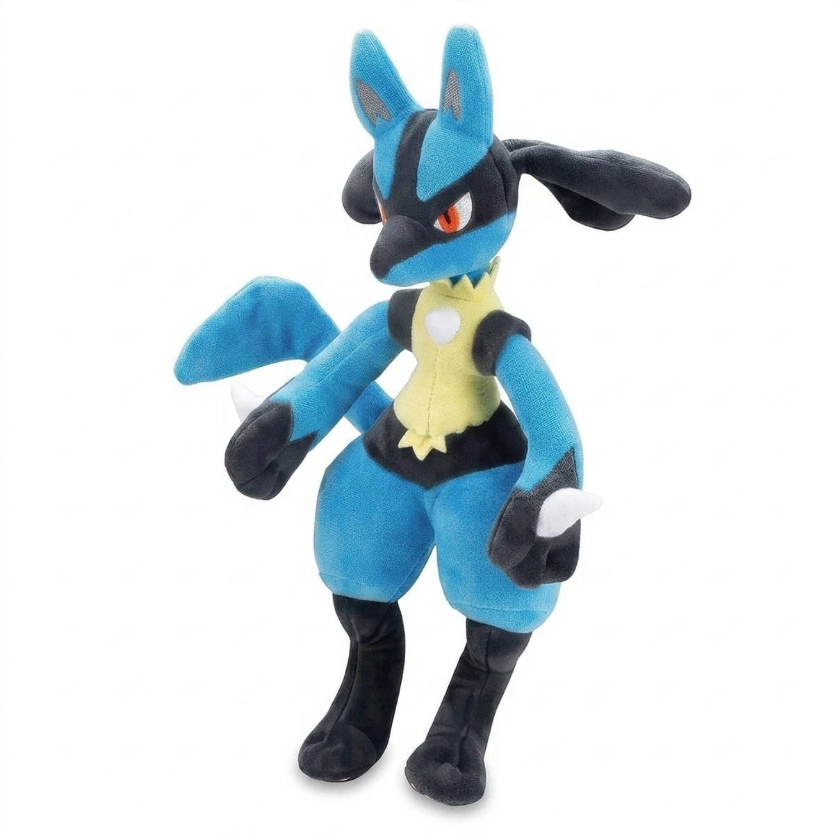 Lucario knuffel driekwart zicht