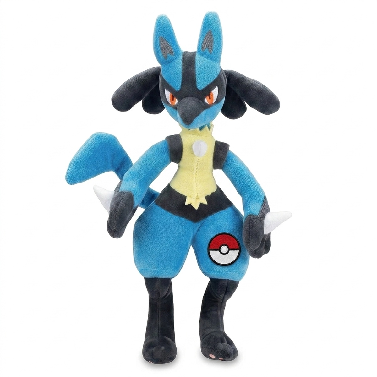 Lucario Knuffel met badge die de echtheid bewijst.