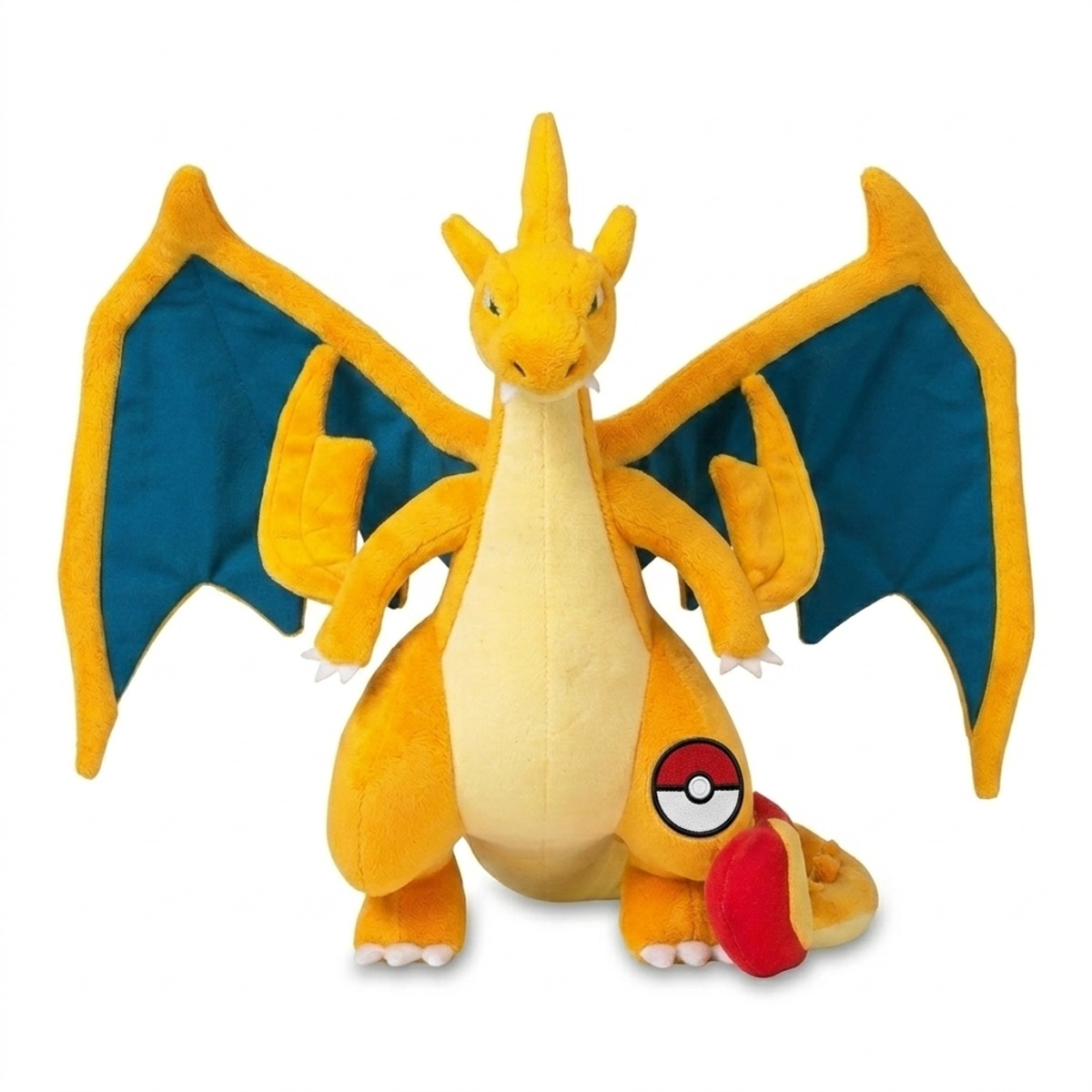 Charizard Knuffel met badge die de echtheid bewijst.