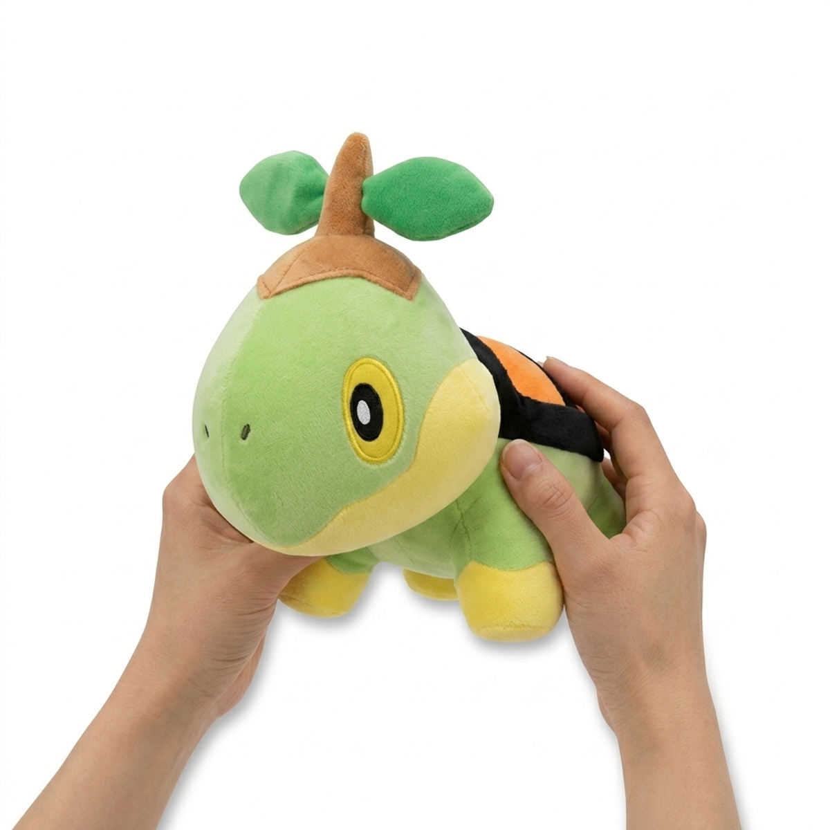 Turtwig Knuffel in handen