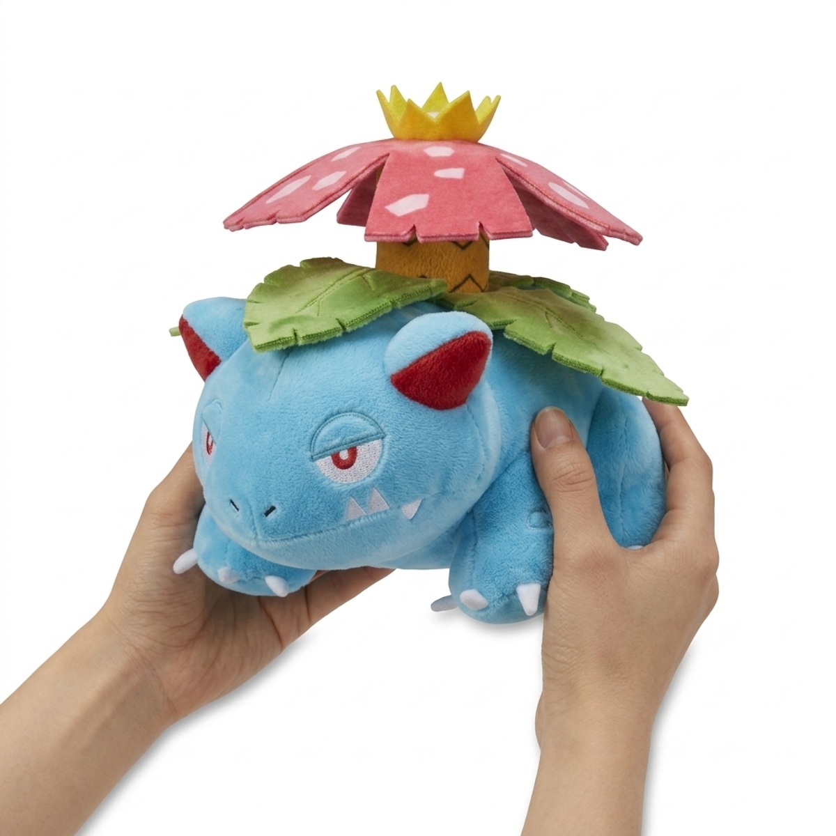 Venusaur Knuffel in de hand