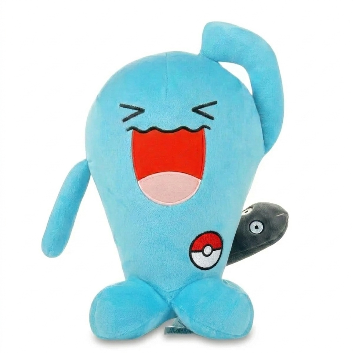 Wobbuffet Knuffel met badge die de echtheid bewijst.