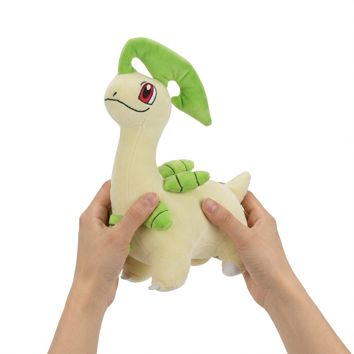 Bayleef Knuffel in handen