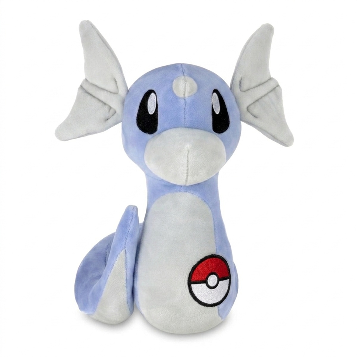 Dratini Knuffel met badge die de echtheid bewijst.