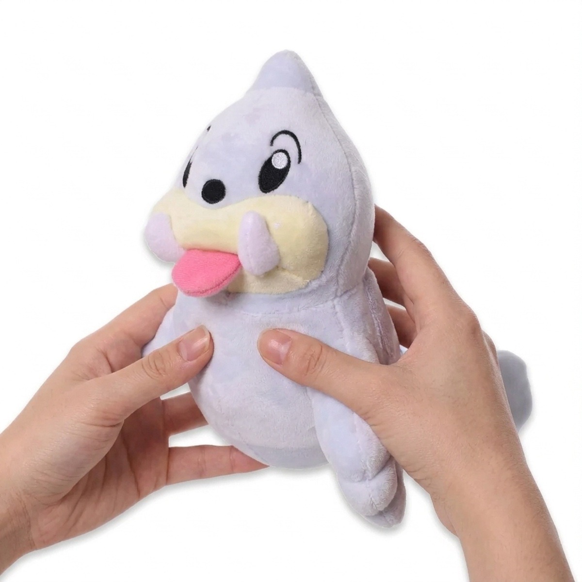 Seel Knuffel in handen