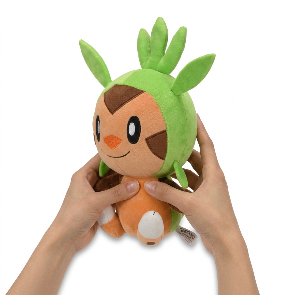Chespin Knuffel in handen