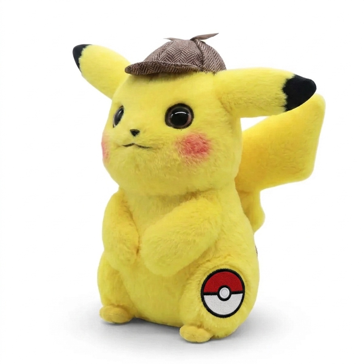 Pikachu Knuffel met badge die de echtheid bewijst.