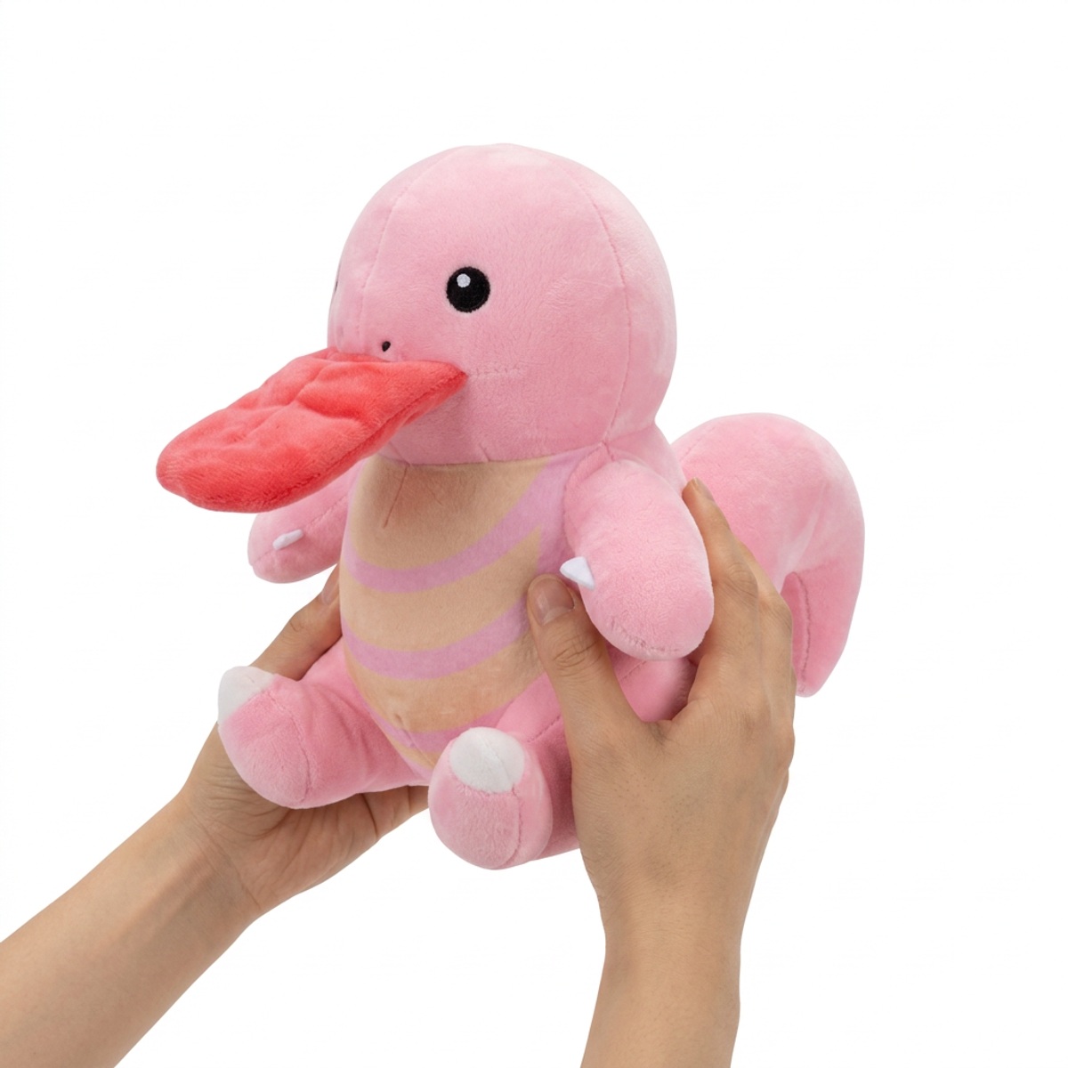 Lickitung Knuffel in handen