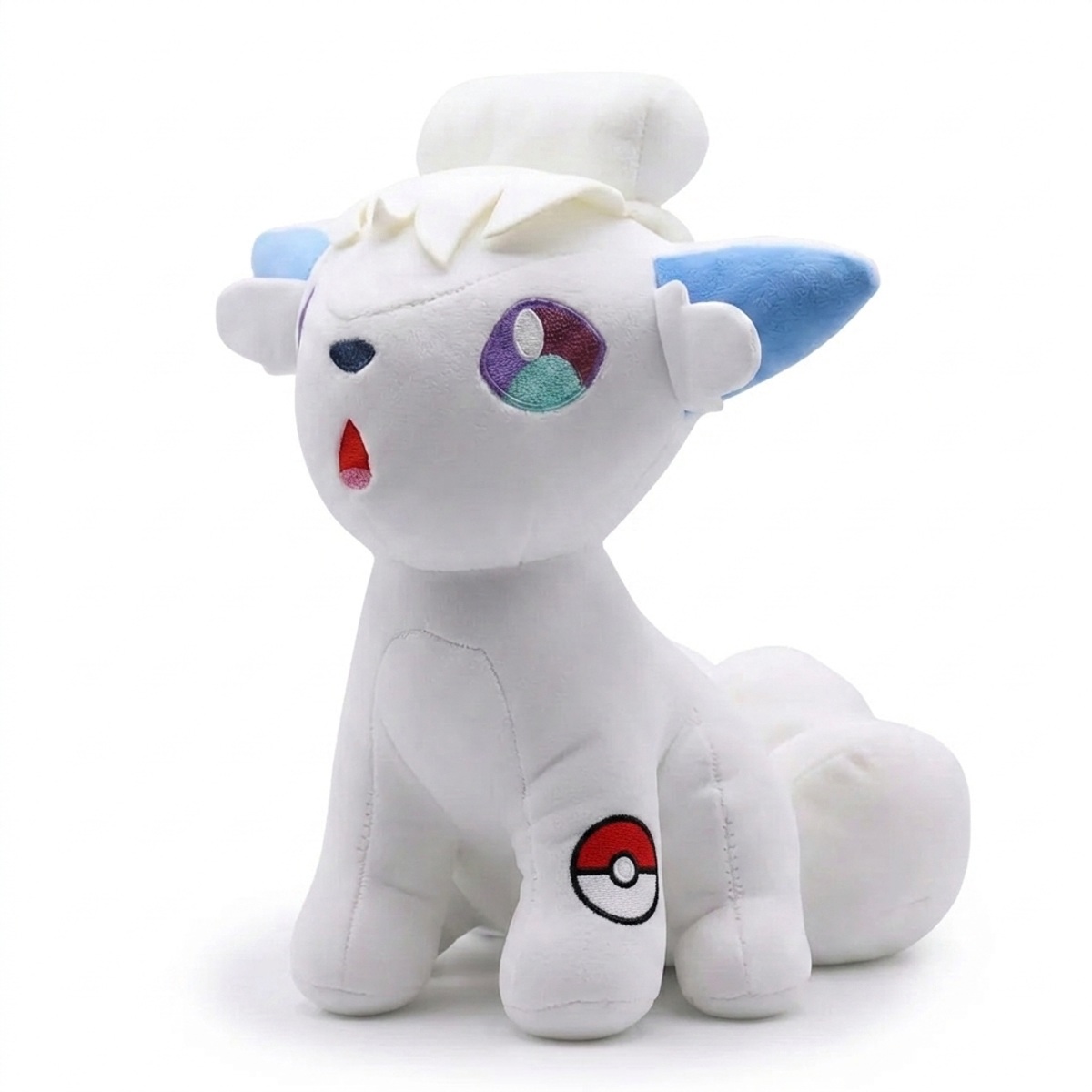 Vulpix Knuffel met badge die de echtheid bewijst.